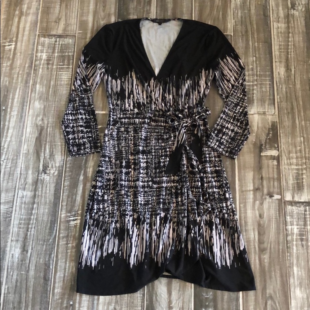 BCBG maxazria wrap dress, size S